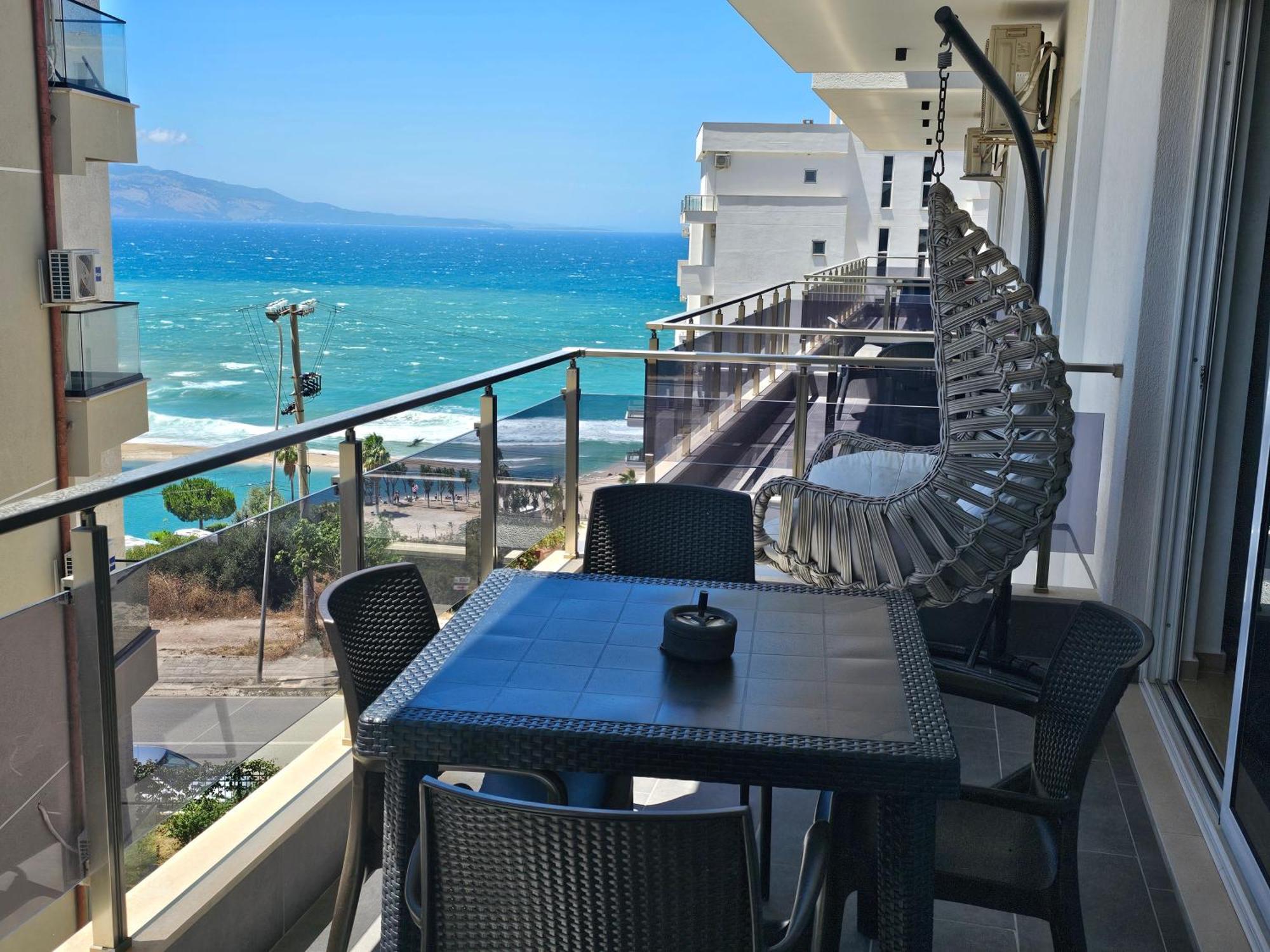 Jusal Sea View Apartment Саранда Экстерьер фото